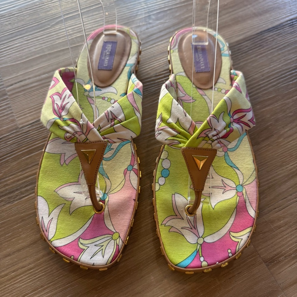 Emilio Pucci Firenze
 Multicolor Floral Slip-on thong flat sandal Size 38